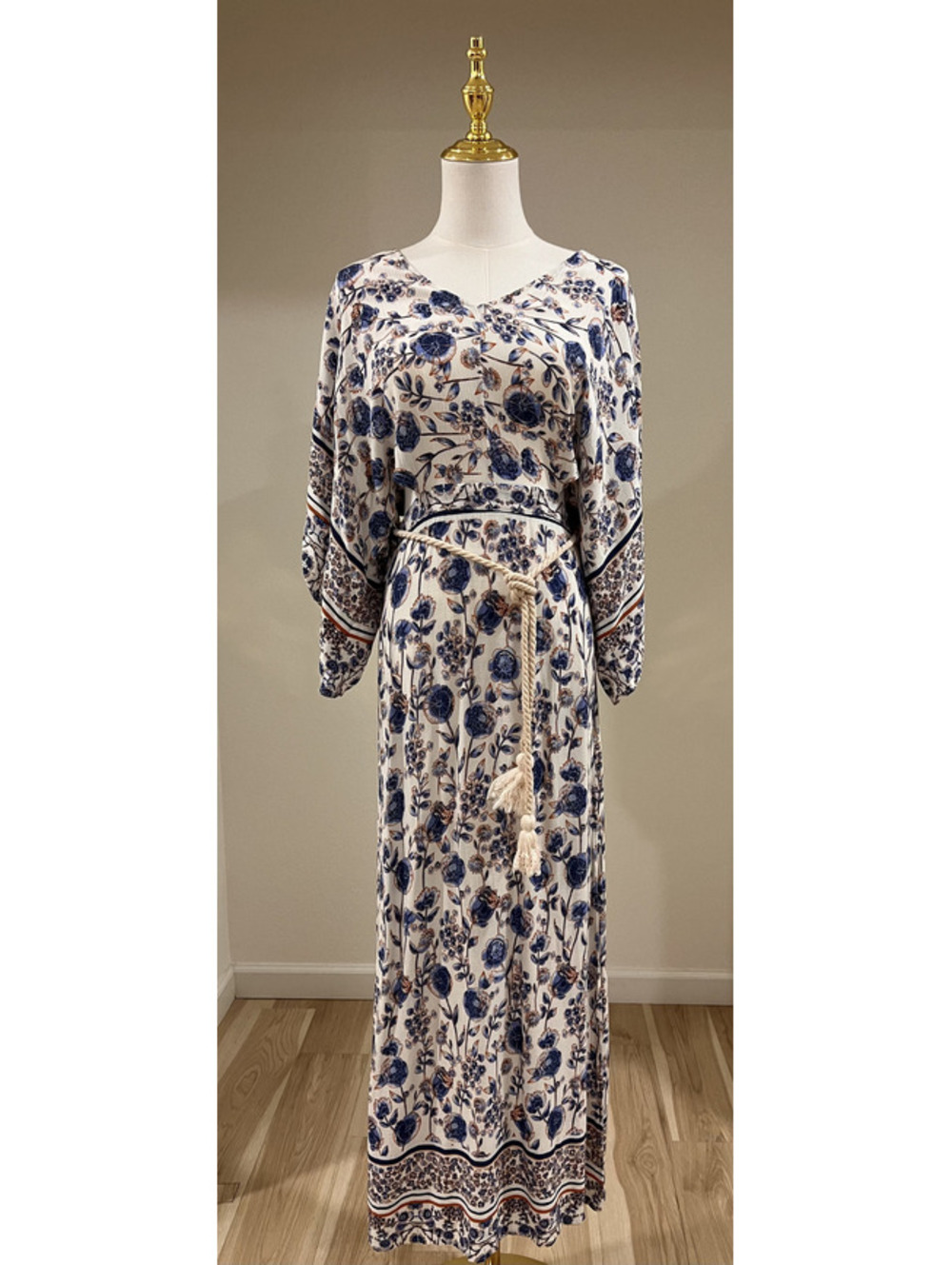 Dress Forum Los Angeles Blue Floral Side Cutout Maxi Dress S